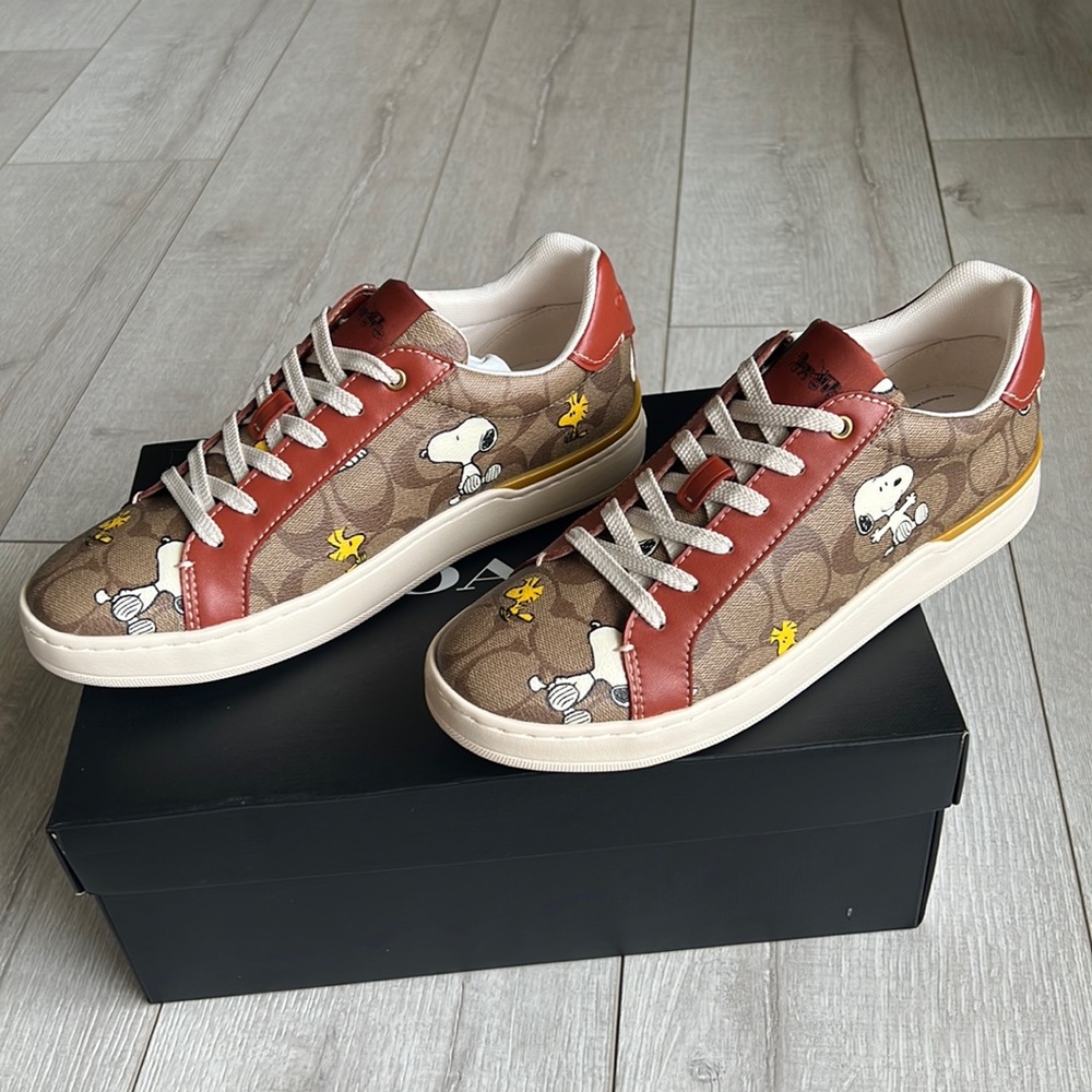 Coach X Peanuts Clip Low Top Sneaker - Picture 3 of 7